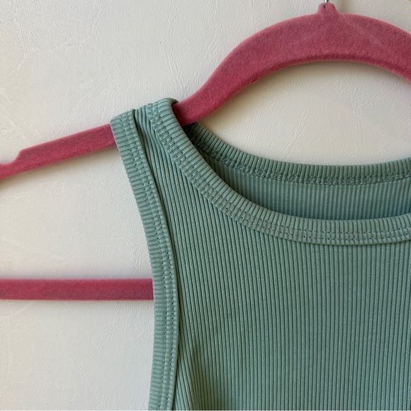 Three Pack Ribbed Tank Tops - Picture 3 of 9